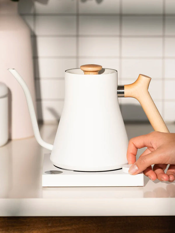 Stagg EKG Electric Kettle White With Maple Accents
